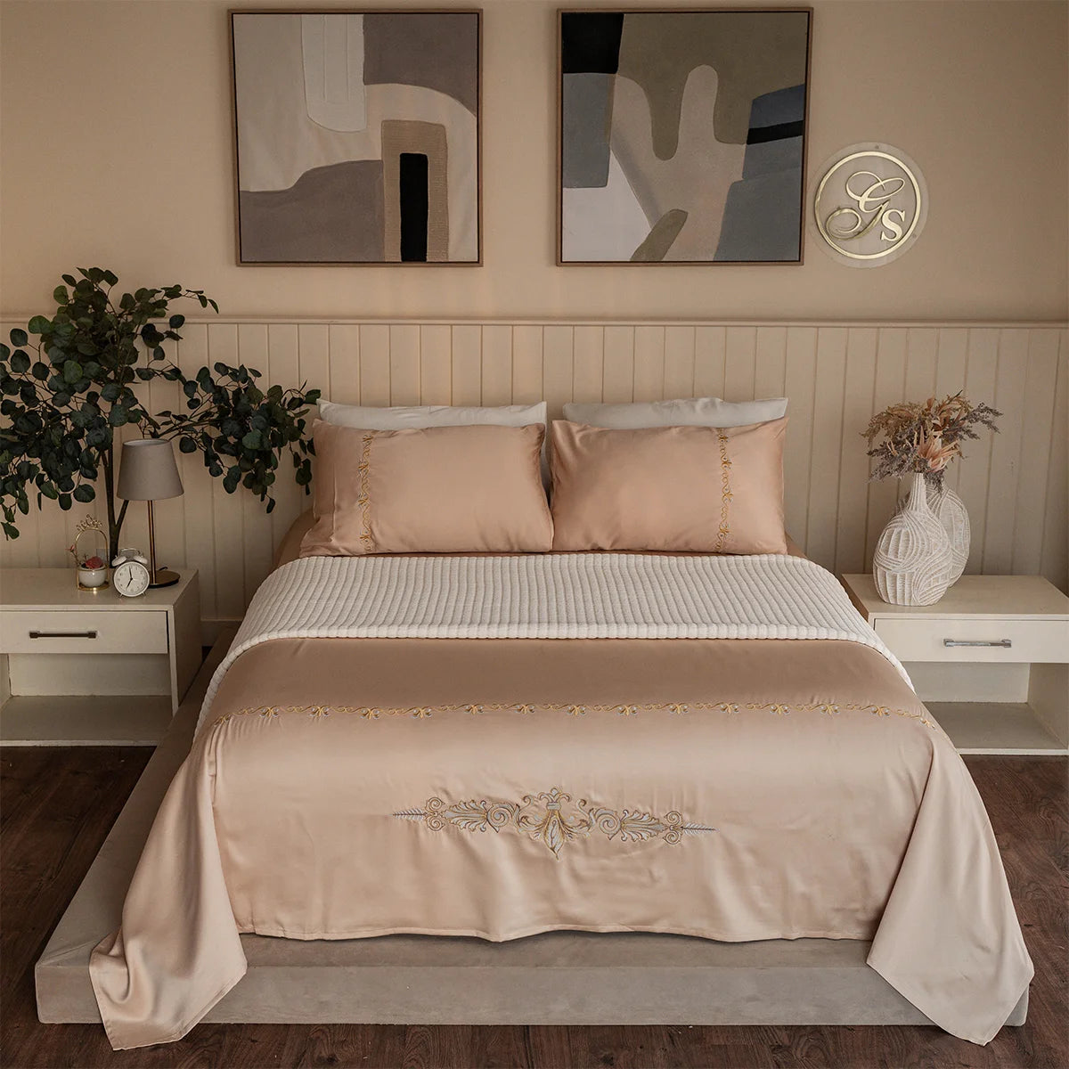 Baroque Scroll Sateen Sheet Set