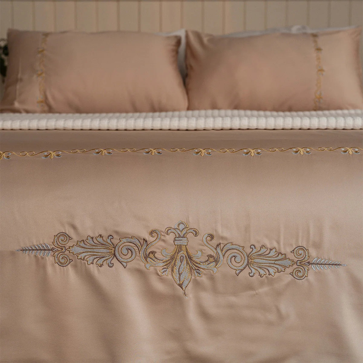 Baroque Scroll Sateen Sheet Set