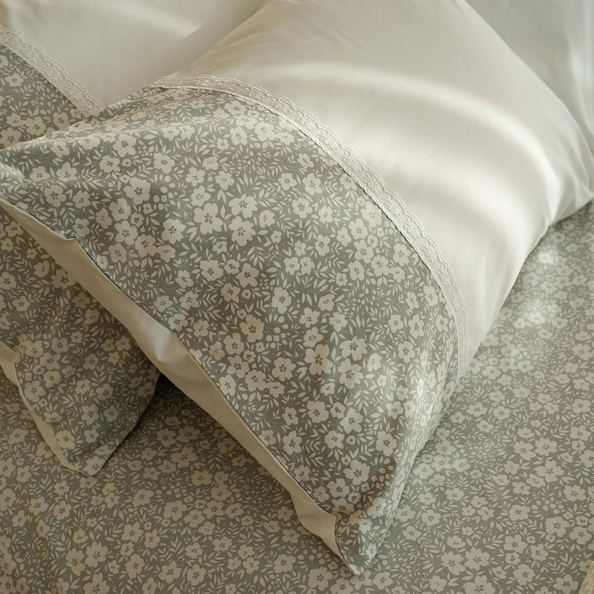 Ditsy Jacquard Cotton Sheet Set