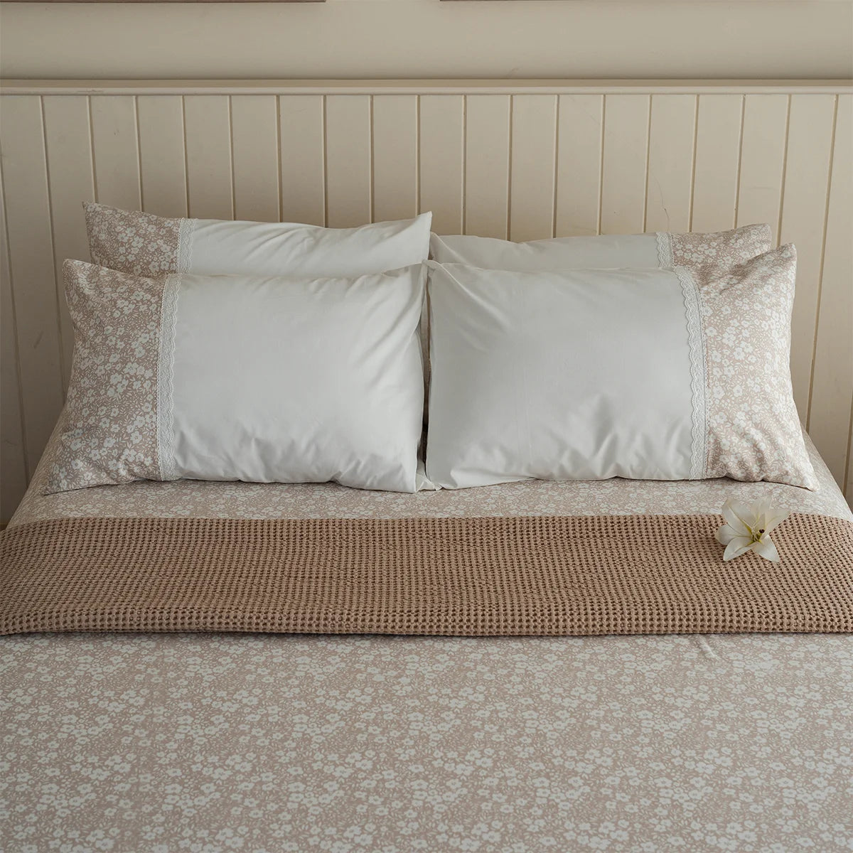 Ditsy Jacquard Cotton Sheet Set