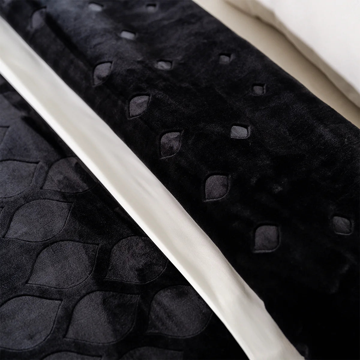Embossed Honeycomb Velvet Blanket