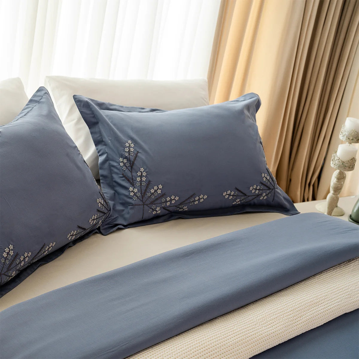 Embroidered Cotton Sheet Set