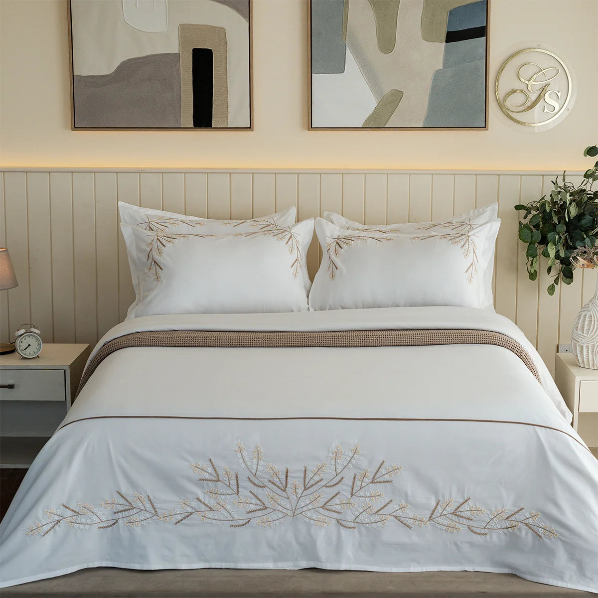 Embroidered Cotton Sheet Set