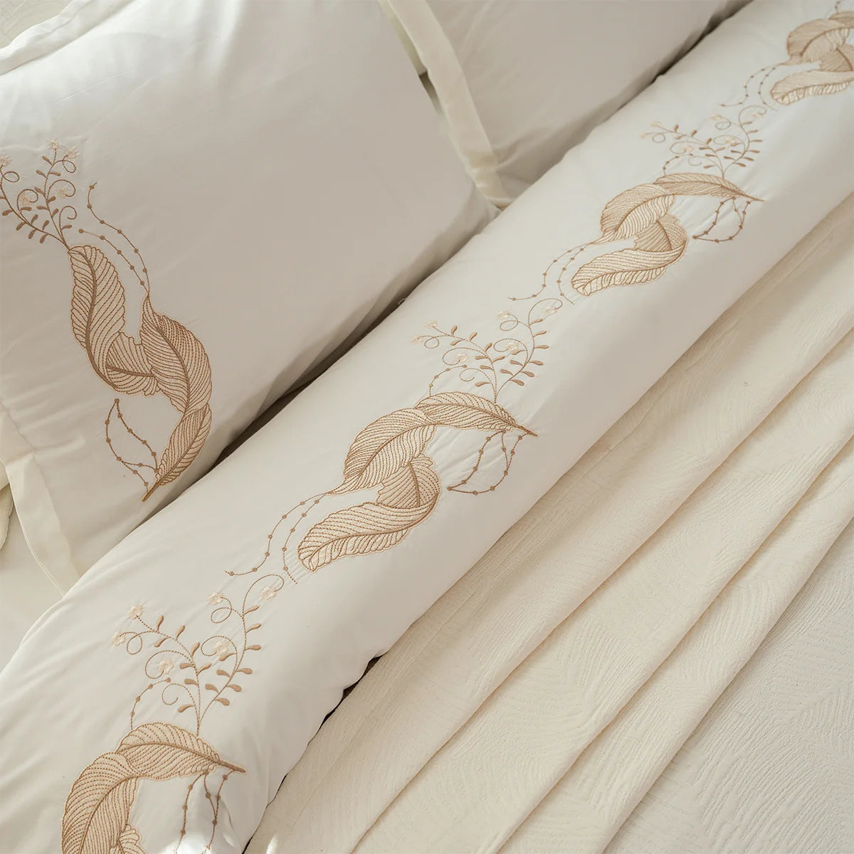 Feather Embroidered Bedding Set
