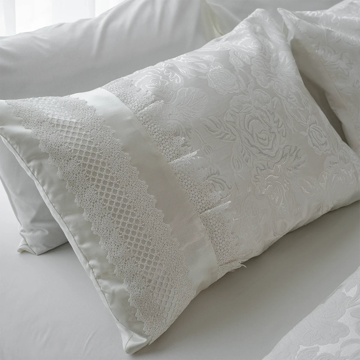Floral Damask Bedding Set