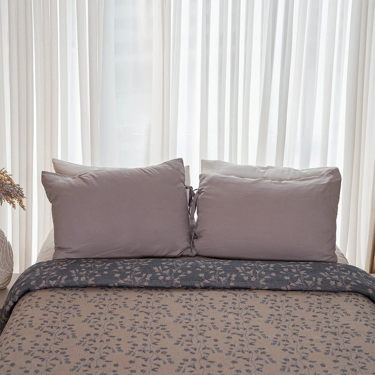 Floral Vine Cotton Coverlet
