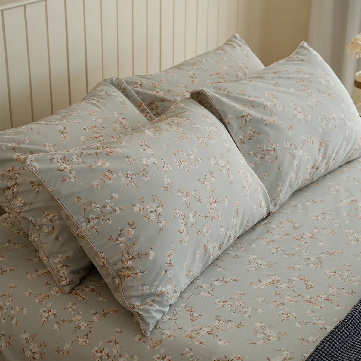 Sprig Floral Cotton Sheet Set