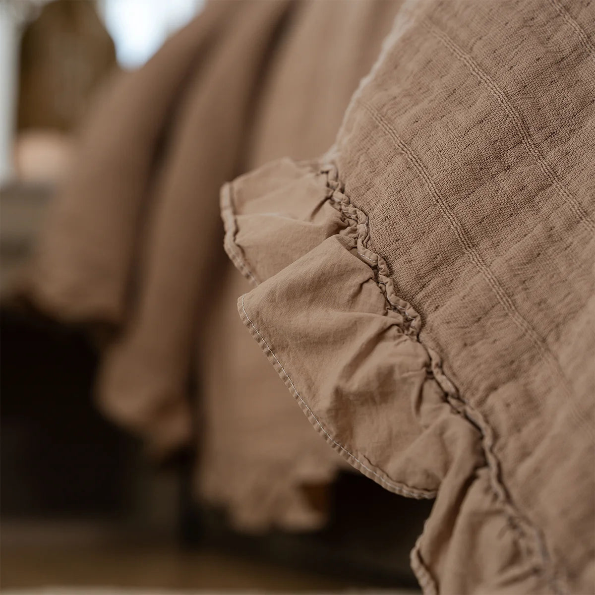 Cotton Ruffle Bedding Set