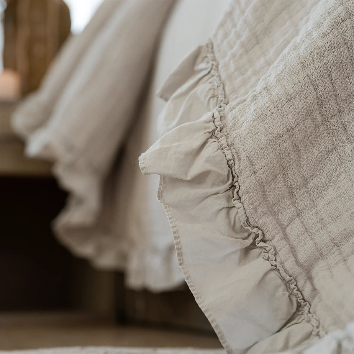 Cotton Ruffle Bedding Set