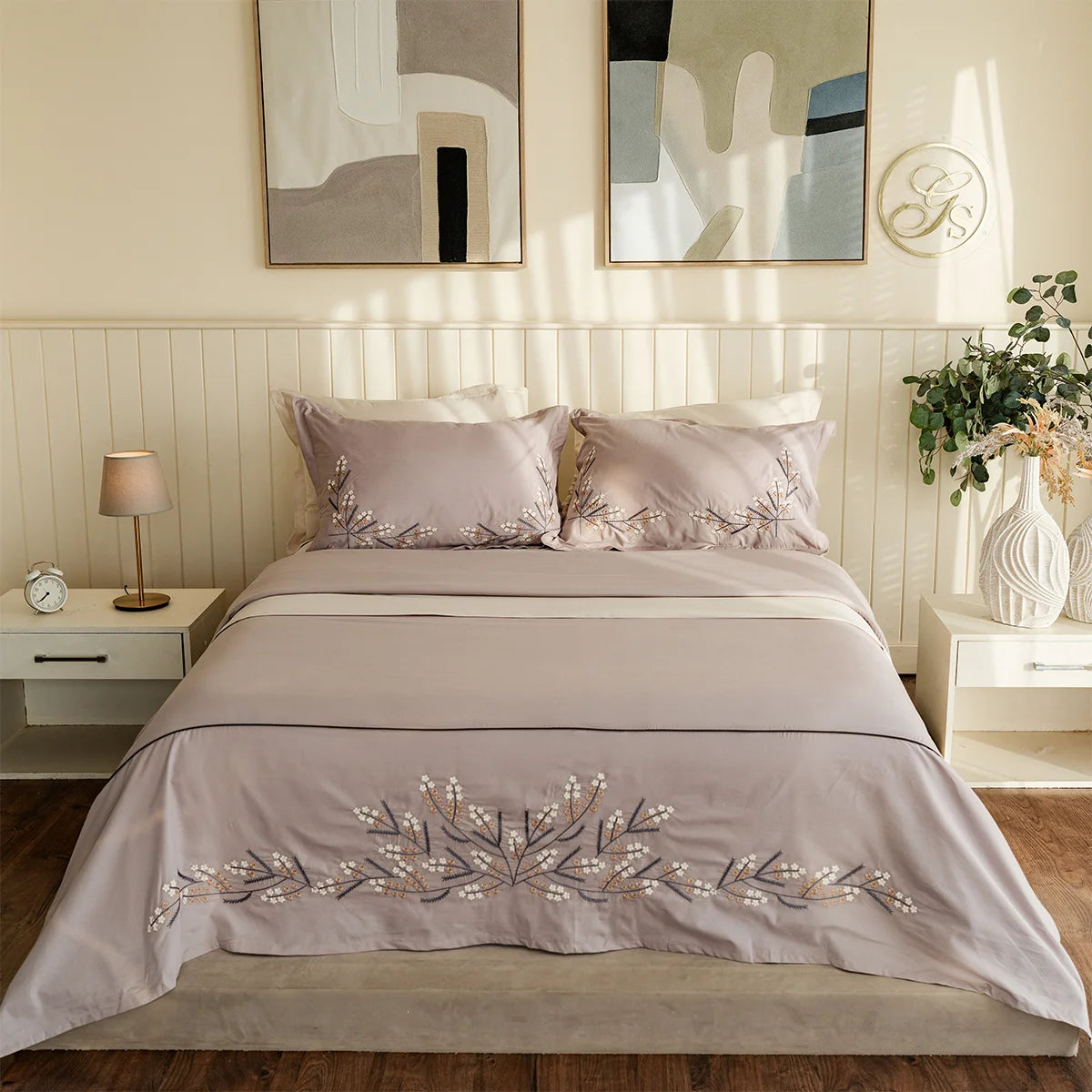 Embroidered Cotton Sheet Set