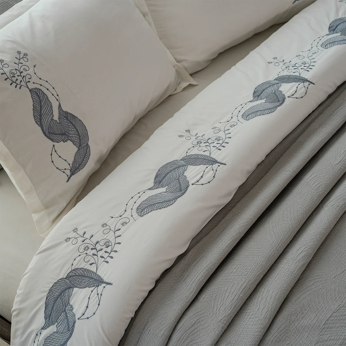 Feather Embroidered Bedding Set