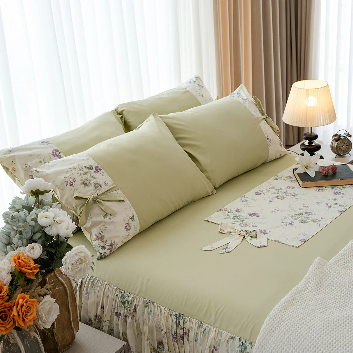 Iris Bow-Tie Cotton Fitted Sheet