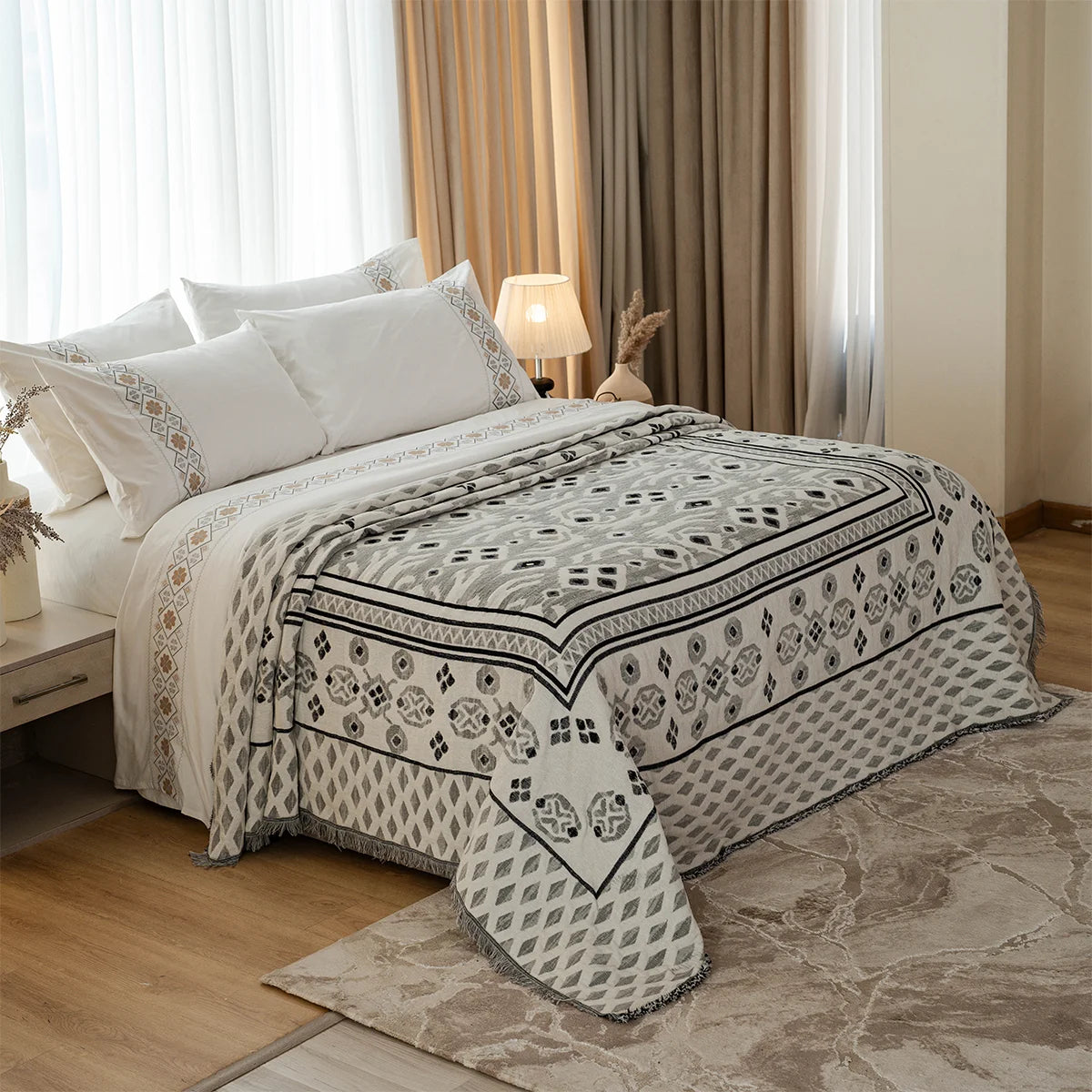 Kilim Embroidered Bedding Set