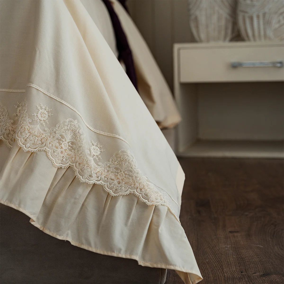 Lace Trim Cotton Sheet Set