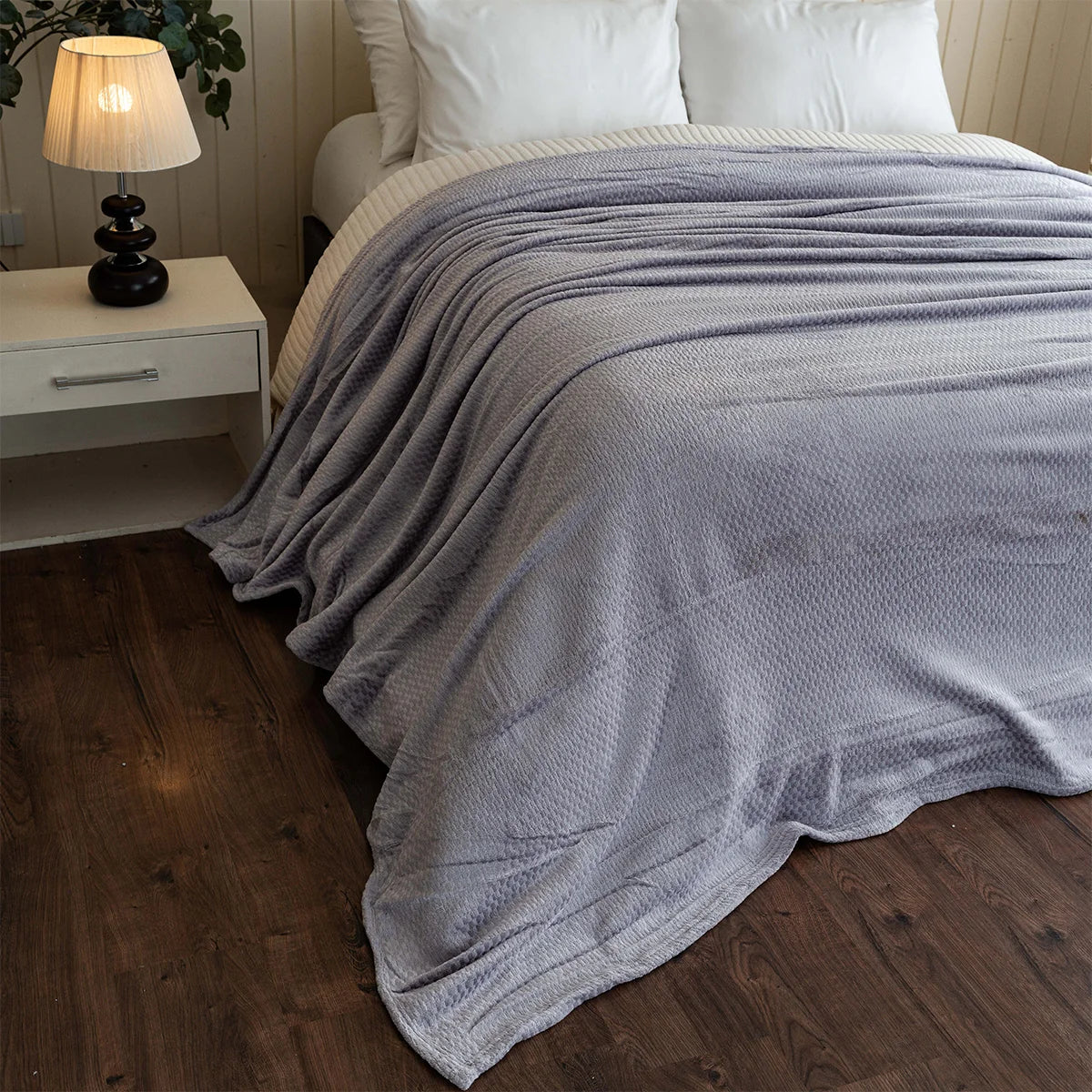 Ribbed Velvet Bed Throw