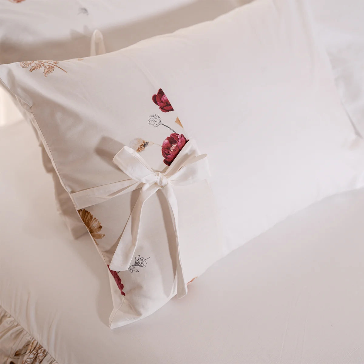 Wildflower Bow-Tie Cotton Fitted Sheet